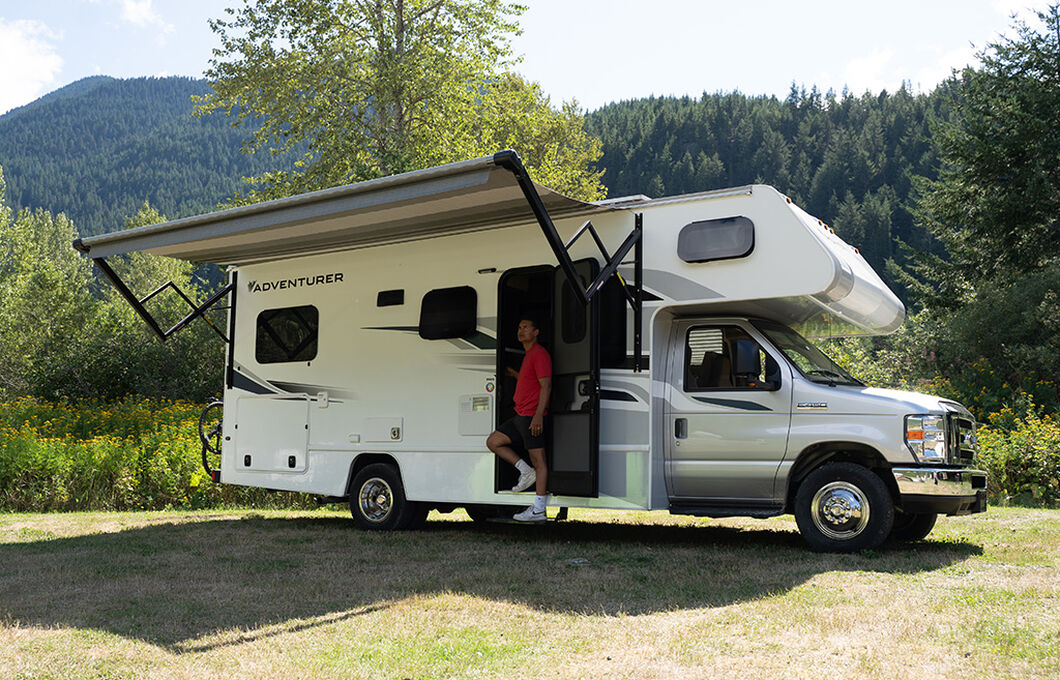 Class C Motorhome-Medium (C-Medium), , hi-res image number 4